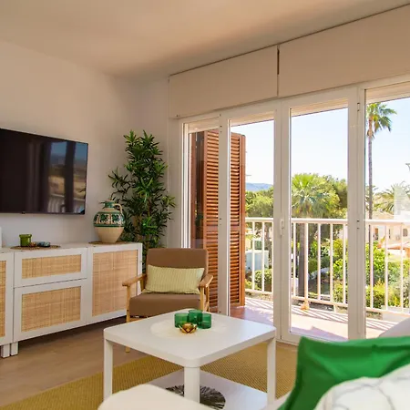 Brisas Apartment *