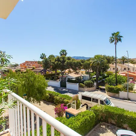 Brisas دينايا